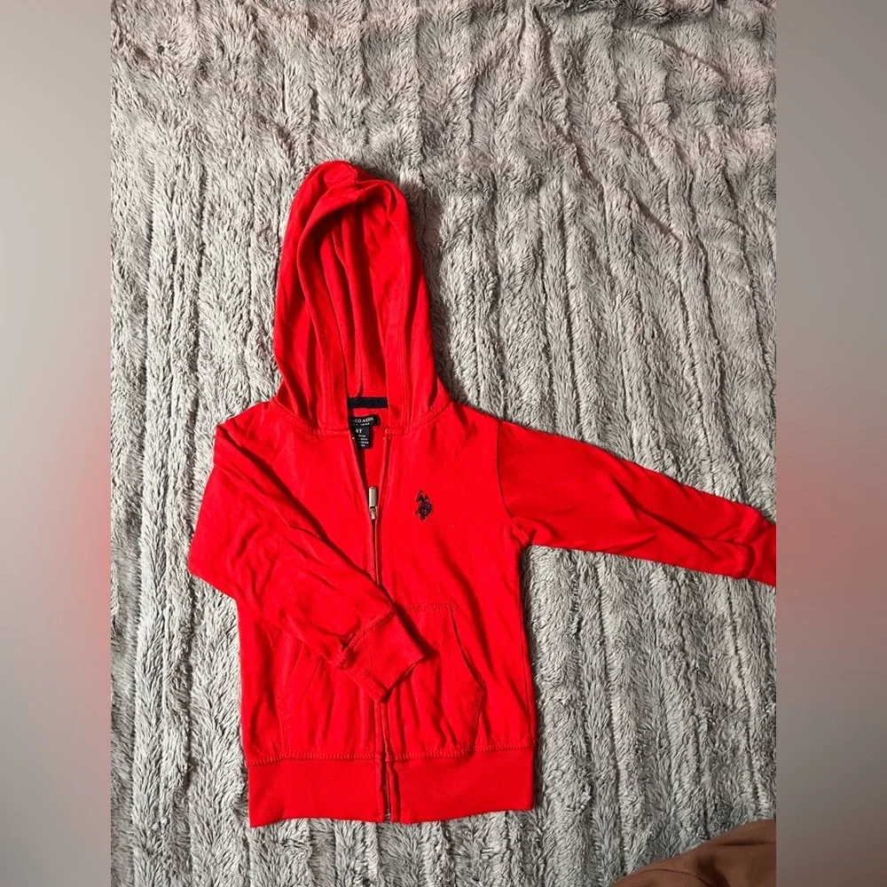 U.S. Polo Assn. Red Sweatshirt Vibrant Casual Style - Picture 3 of 7